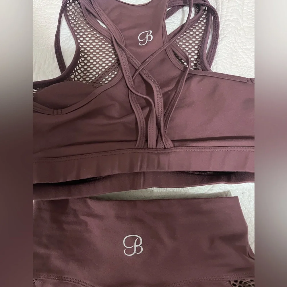 Bombshell Sportswear Mauve Mohawk Leggings and Sports Bra Set - Picture 3 of 4